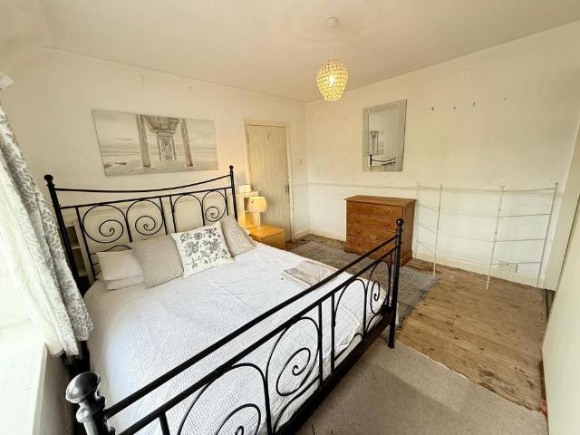 House for rent in Swallowfields, Blackhills