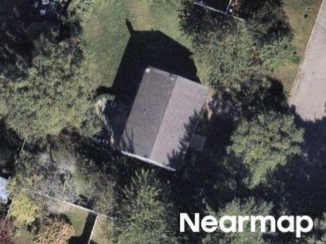 House for sale in North Amityville, Town of Babylon