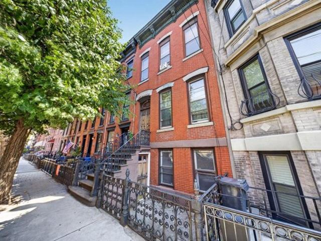 House for sale in Hudson, New Jersey