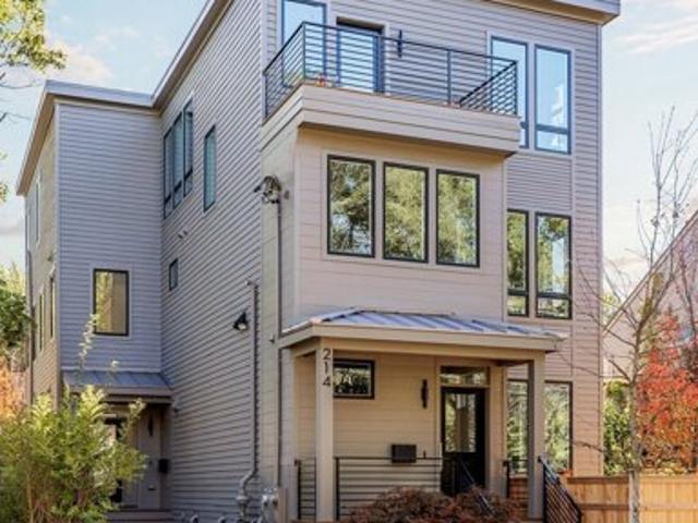 Condo for sale in Cambridge, Middlesex County