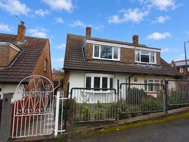 House for rent in Dolcliffe Common, Doncaster