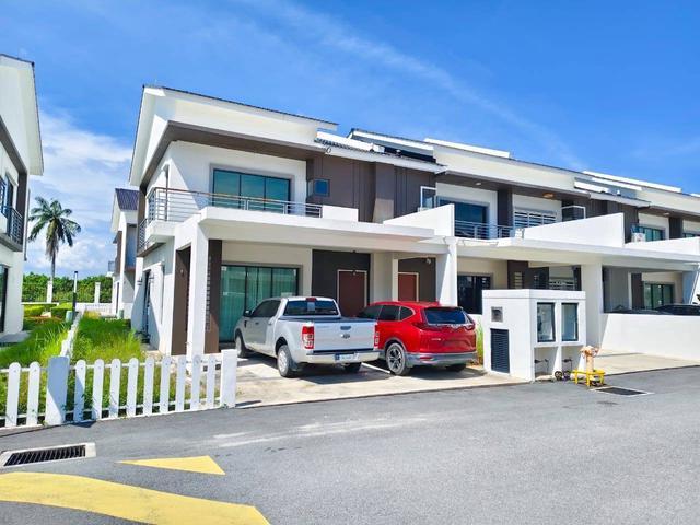 Terraced House for sale in Wellesley, Penang