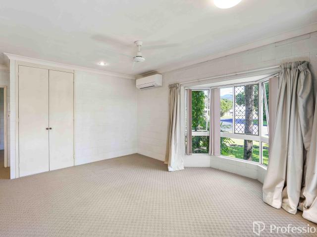 Villa for sale in Cairns, Queensland