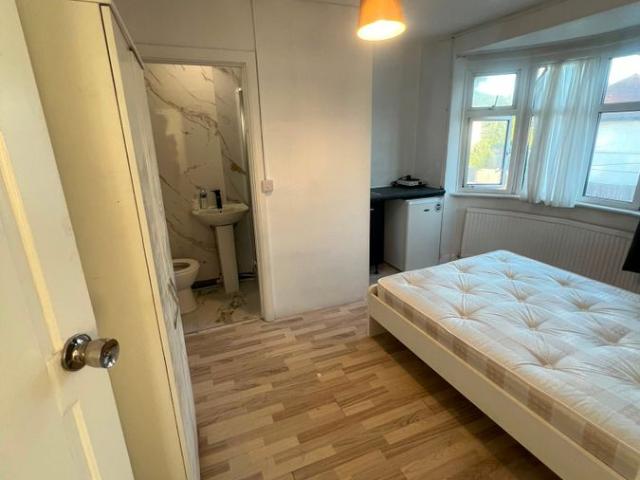 Studio for rent in Greater London