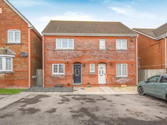House for sale in Catisfield, Fareham