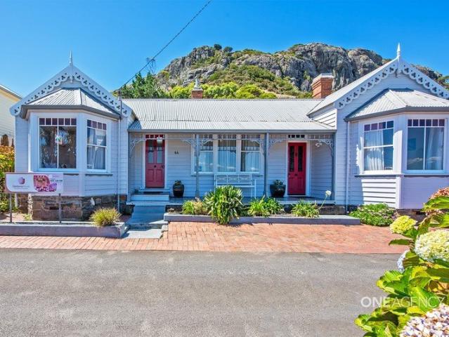 House for sale in Stanley, Tasmania