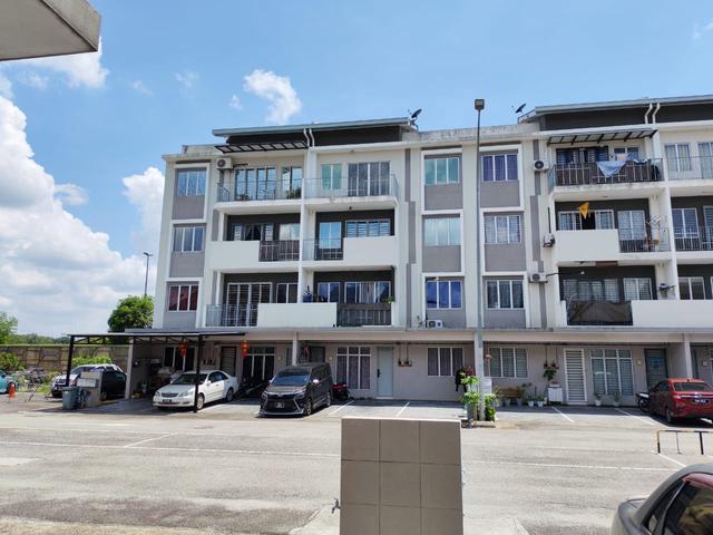 Townhouse for rent in Kajang, Langat