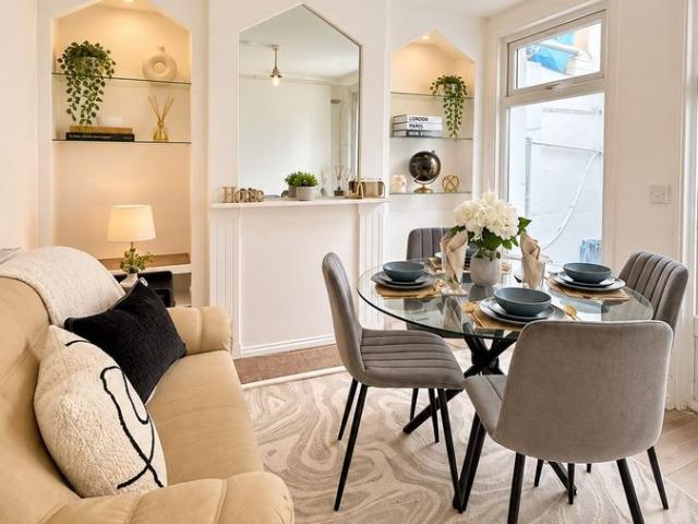 Apartment for rent in Brompton, Gillingham