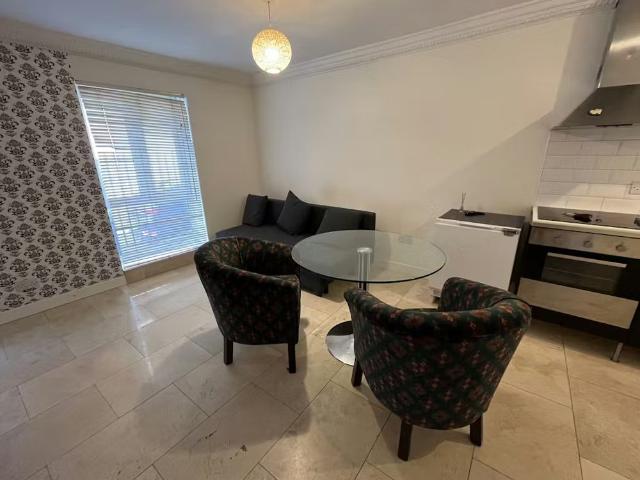 Apartment to rent in Bluebell, North Tipperary