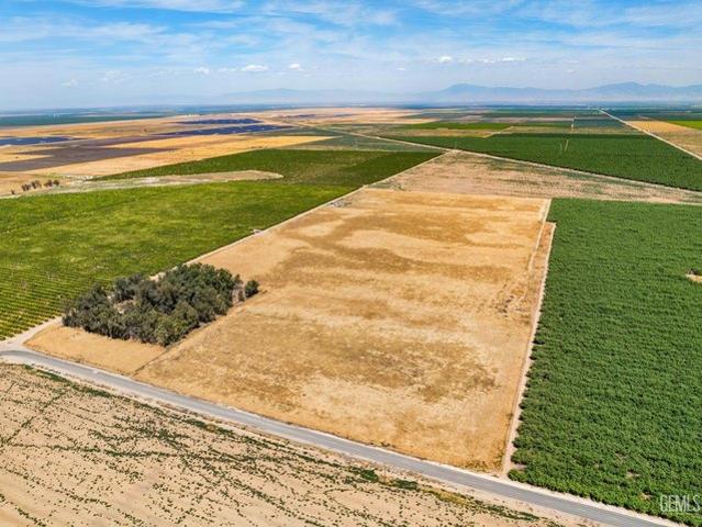 Land for sale in Taft, Kern County