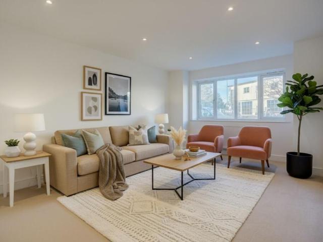 House for rent in Fishersgate, West Sussex