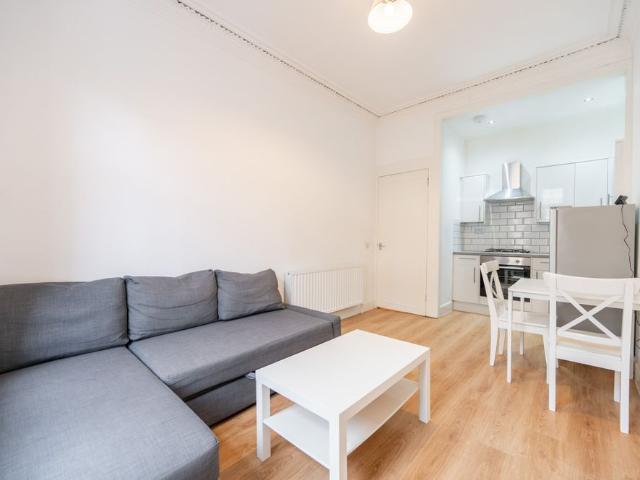 Apartment for rent in Partick, Scotland