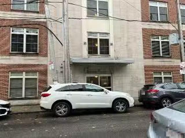 House for sale in Brighton