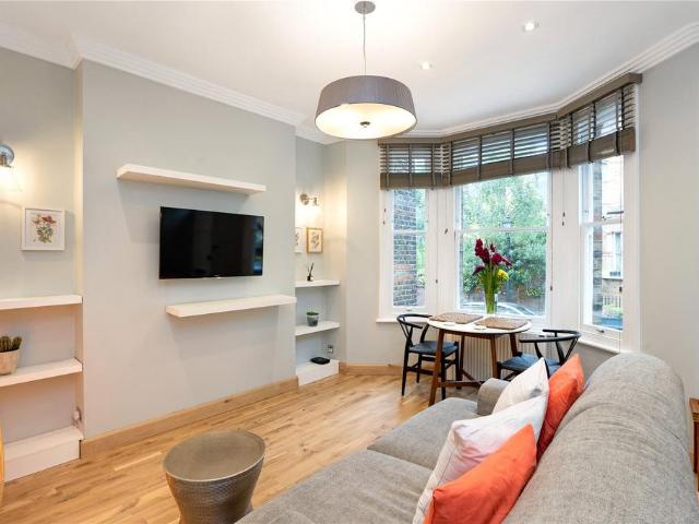 House for rent in Belsize Park, Greater London