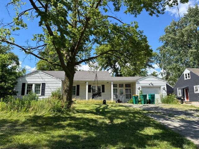 House for sale in Fox Lake, Illinois
