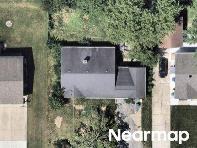 House for sale in Fox Lake, Illinois