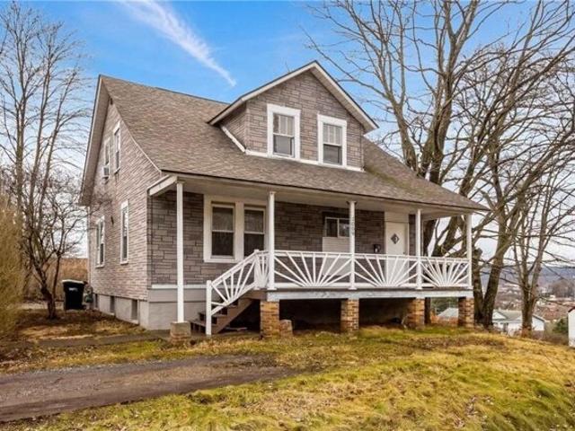 House for sale in Beaver, Pennsylvania