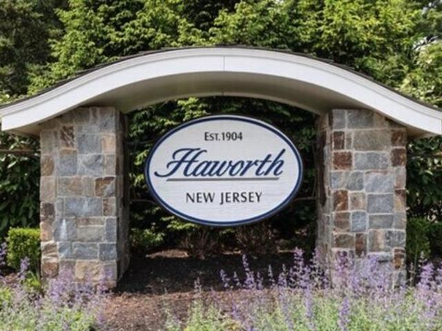 House for sale in Haworth, New Jersey
