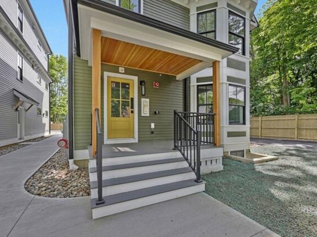 Condo for sale in Florence