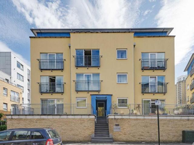 House for rent in Canary Wharf, Greater London