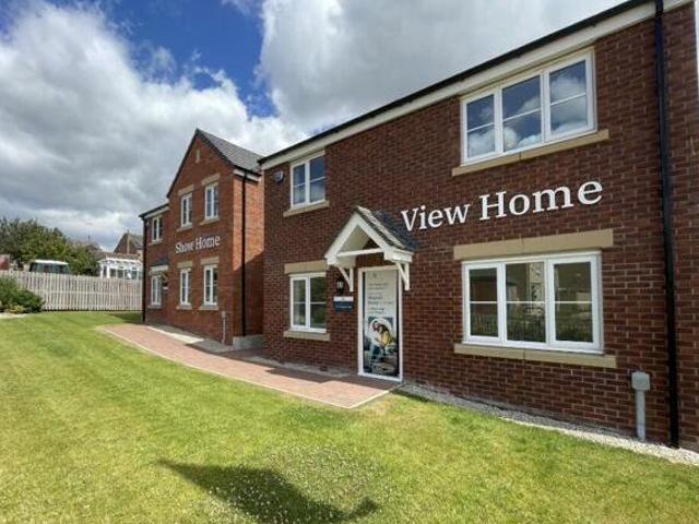 House for sale in Austhorpe, West Yorkshire