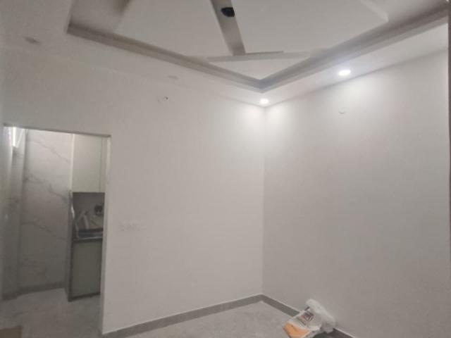 Property for rent in Deri