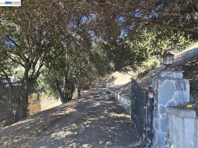 Land for sale in Hayward, California