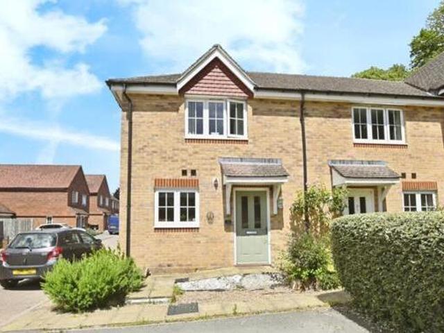 House for sale in Littlecote, West Sussex