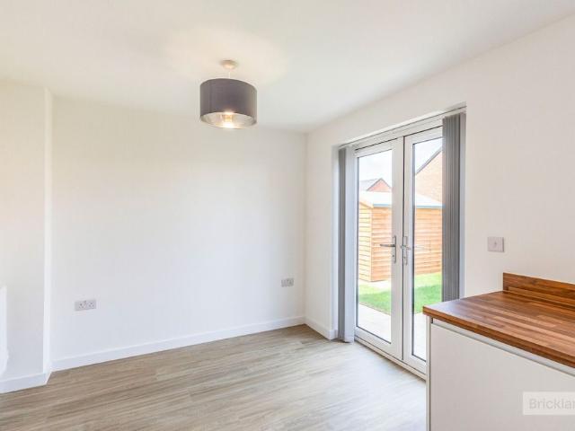 House for rent in Priors Hall Park, Weldon