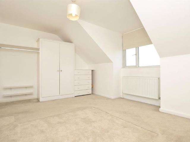 Apartment for rent in Red Hill, Surrey