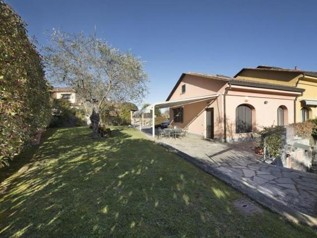 Villa Indipendente in vendita a Garlenda, Liguria
