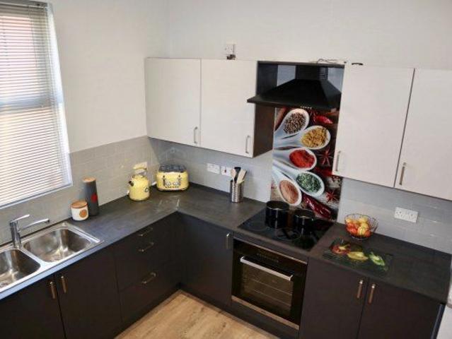 House for rent in Calderstones