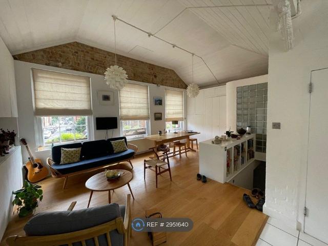 Room for rent in West Hackney, Greater London