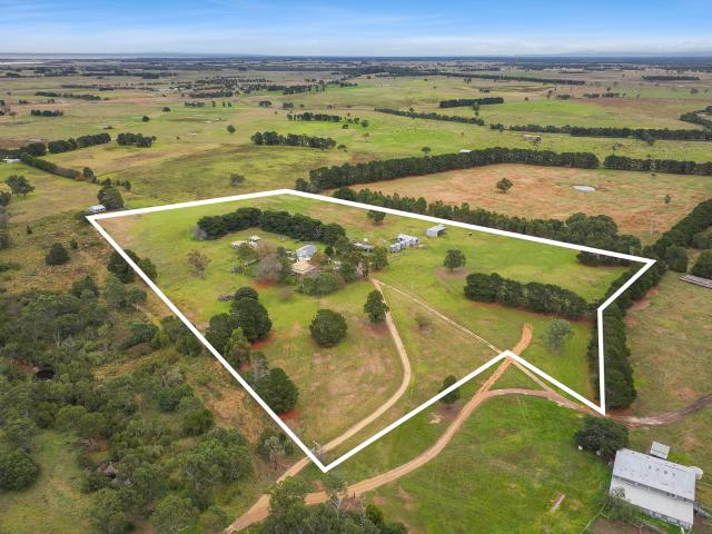 Acreage for sale in Bengworden, Victoria