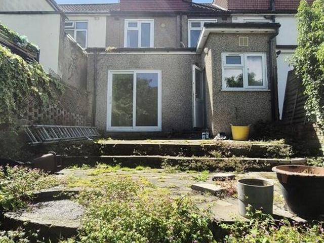House for rent in Barnehurst, Greater London