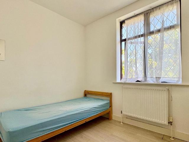 Room for rent in London Borough of Barnet, Greater London