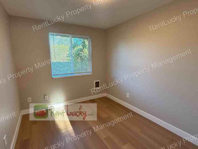Apartment for rent in Pacific, Washington