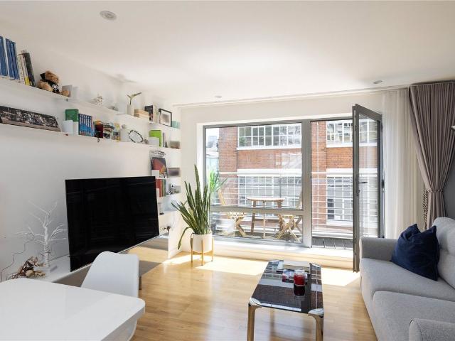 Apartment for rent in Finsbury, Greater London