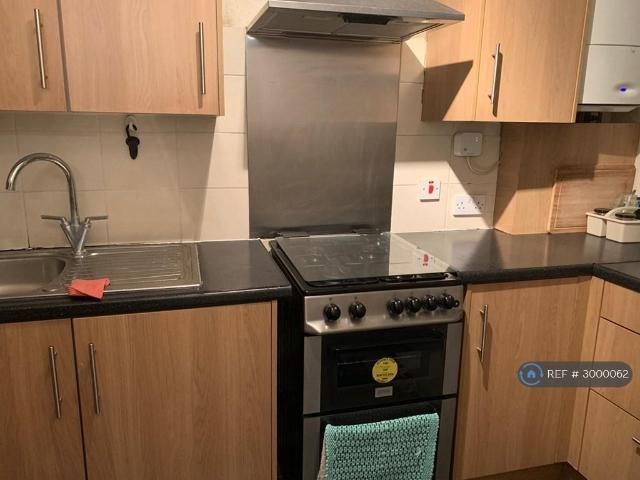 Apartment for rent in London Borough of Croydon, Addiscombe