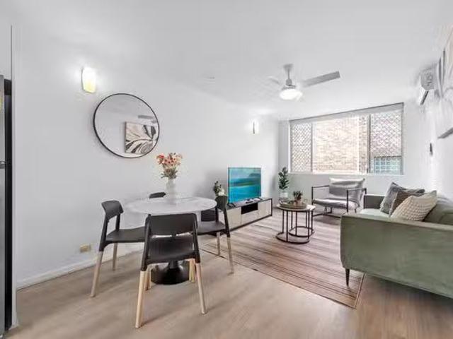 Apartment for rent in Toombul, Queensland