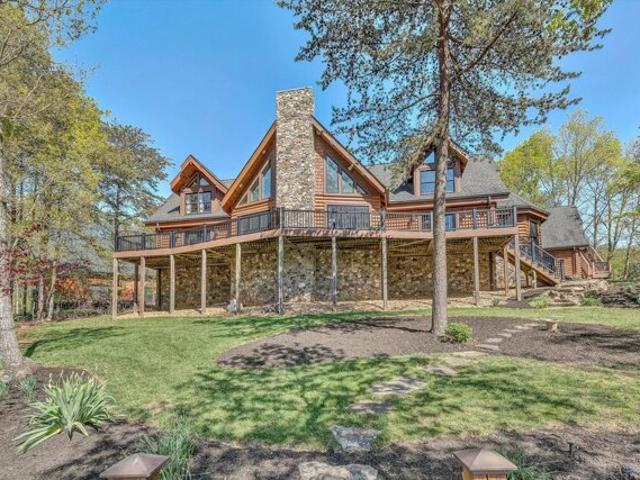 House for sale in Pittsville House for sale in Pittsville