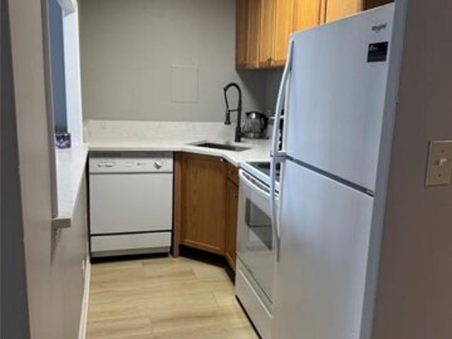 Condo for sale in Dearborn Condo for sale in Dearborn