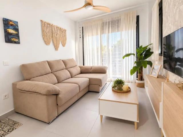 Apartamento en alquiler en Garrucha, Almería