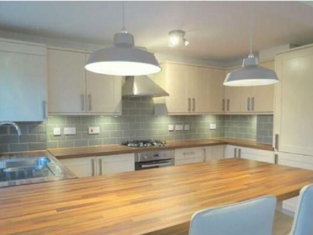 Apartment for rent in West End, Elmbridge