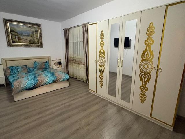 Apartament închirieri