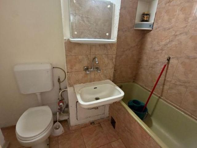 Garsonieră închirieri în Rătești, Berca