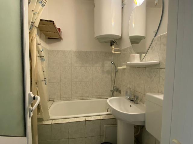 Apartament închirieri în Arefu, Argeș