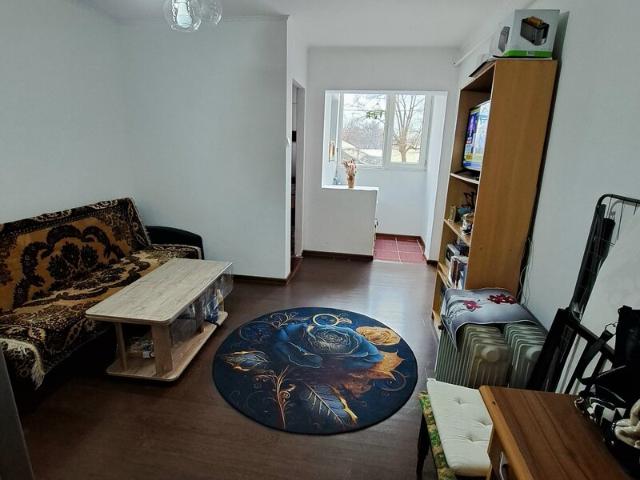 Garsonieră vânzări