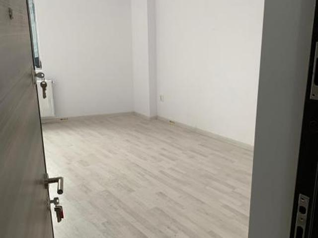 Garsonieră vânzări în Romani