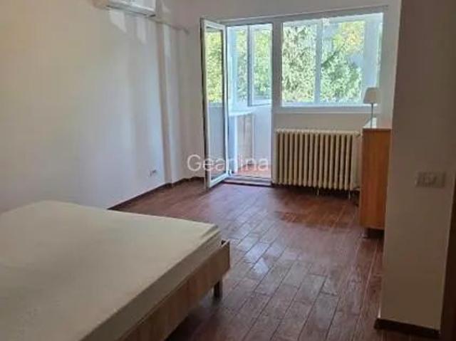 Apartament închirieri în Colțea, București